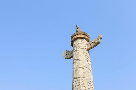 Qing dongling,?ornamental columns erected in front of palaces? tombs? etc