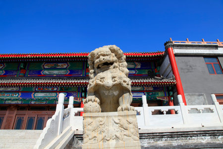 Chinese classical architecture and stone lionsのeditorial素材