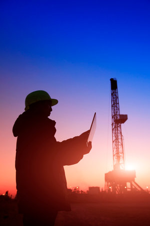 oil field, the oil workers are workingのeditorial素材
