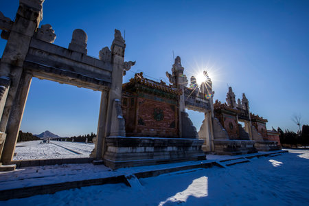 Eastern Royal Tombs of the Qing Dynasty stone archのeditorial素材