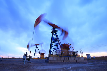 the silhouette of the oil pumpのeditorial素材