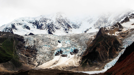 M heap glacierの写真素材