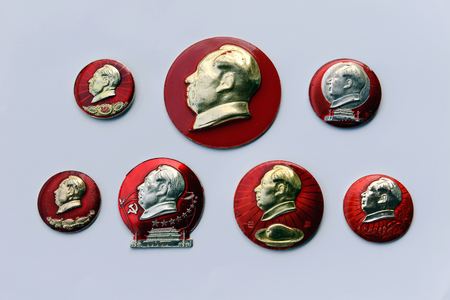 Mao zedong badgesのeditorial素材