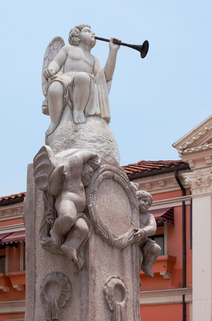 Chengdu amusement park sculptureのeditorial素材