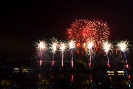 firework over the westlakeのeditorial素材