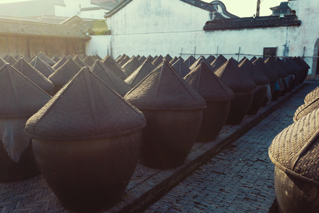 traditional chinese wine fermentation cansのeditorial素材
