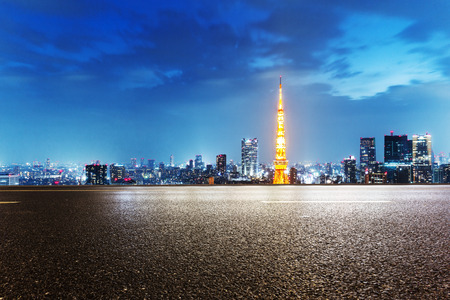 cityscape and skyline of tokyo on view from empty asphalt streetのeditorial素材