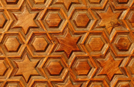 The cutting pattern on wood