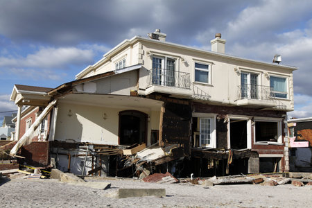 FAR ROCKAWAY, NY - NOVEMBER 4: Destroyed beach house in the aftermath of Hurricane Sandy on November 4, 2012 in Far Rockaway, NYのeditorial素材