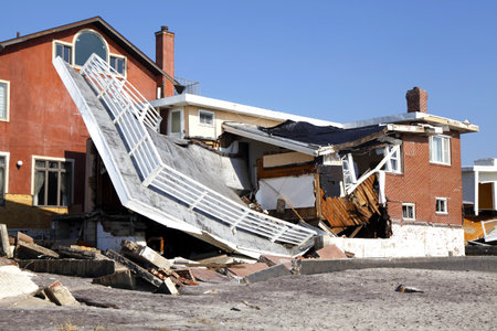 FAR ROCKAWAY, NY - NOVEMBER 11: Destroyed beach houses in the aftermath of Hurricane Sandy on November 11, 2012 in Far Rockaway, NYのeditorial素材