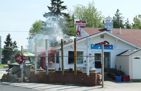 TRENTON, MAINE - July 7: Traditional lobster pound restaurant on July 7, 2013 in Maine. It is a famous location in Down East Maine with a long history of lobsteringのeditorial素材