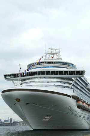 NEW YORK - SEPTEMBER 26  Emerald Princess Cruise Ship docked at Brooklyn Cruise Terminal on September 26, 2013  Emerald Princess is a Grand-class cruise ship for Princess Cruises that entered service in April 2007のeditorial素材
