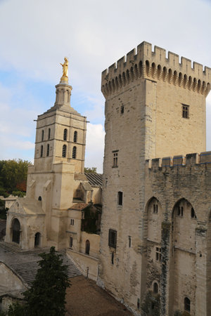 The Notre Dame des Doms cathedral and Palais Des Papes in Avignon, Franceのeditorial素材