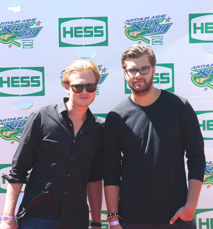 NEW YORK - AUGUST 24   Swedish DJ duo Cazzette attends the Arthur Ashe Kids Day 2013 at Billie Jean King National Tennis Center on August 24, 2013 in New Yorkのeditorial素材