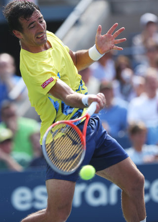 NEW YORK - AUGUST 31 Professional tennis player Ivan Dodig during third round singles match against twelve times Grand Slam champion Rafael Nadal at US Open 2013 at Billie Jean King National Tennis Center on August 31, 2013 in New Yorkのeditorial素材