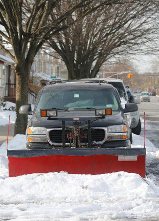 BROOKLYN, NEW YORK - FEBRUARY 19, 2015: Snow plow truck in Brooklyn, NY during record breaking winterのeditorial素材