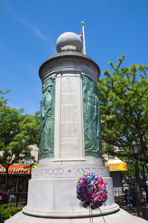 BROOKLYN NEW YORK  JUNE 1 2014: Ridgewood War Memorial in Brooklyn NY. Memorial dedicated on Memorial Day 1923 honors Ridgewood residents who died during World War I 19141918のeditorial素材
