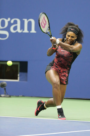 NEW YORK - SEPTEMBER 8, 2015: Twenty one times Grand Slam champion Serena Williams in action during her quarterfinal match against Venus Williams at US Open 2015 at National Tennis Center in New Yorkのeditorial素材
