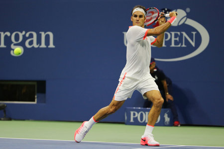 NEW YORK - SEPTEMBER 7, 2015: Seventeen times Grand Slam champion Roger Federer of Switzerland in action during his match at US Open 2015 at National Tennis Center in NYのeditorial素材
