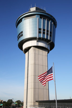 NEW YORK - OCTOBER 10, 2015: Air Traffic Control Tower at La Guardia Airport in New Yorkのeditorial素材