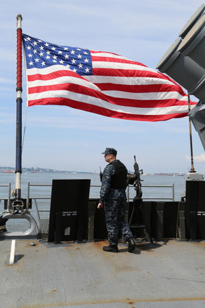 NEW YORK - MAY 28, 2017: Unidentified US Navy providing security during Fleet Week 2017 in New Yorkのeditorial素材