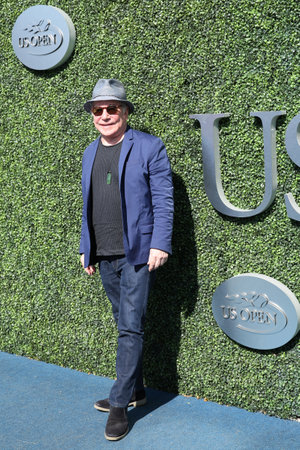NEW YORK - SEPTEMBER 11, 2016: American musician, singer-songwriter and actor Paul Simon at the red carpet before US Open 2016 men's final match at USTA Billie Jean King National Tennis Centerのeditorial素材