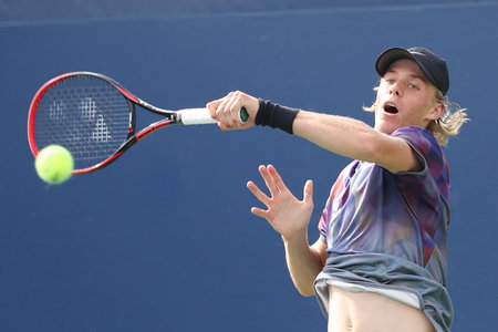NEW YORK - AUGUST 28, 2017: Professional tennis player Denis Shapovalov of Canada in action during his US Open 2017 first round match at Billie Jean King National Tennis Center in New Yorkのeditorial素材