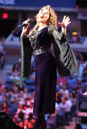 NEW YORK - AUGUST 28, 2017: Canadian country singer and songwriter Shania Twain performs at 2017 US Open opening night ceremony at National Tennis Center in New Yorkのeditorial素材