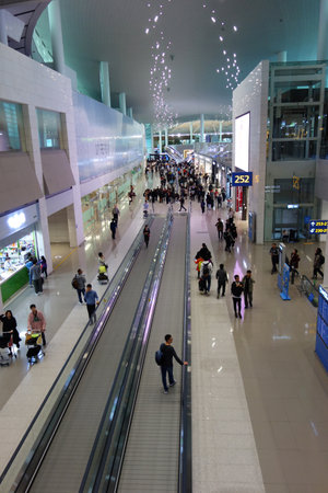 SEOUL, SOUTH KOREA - FEBRUARY 19, 2018: Inside of Terminal 2 in Incheon International Airport in Seoul, South Koreaのeditorial素材