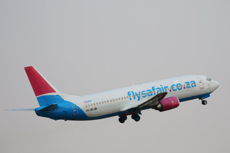 JOHANNESBURG, SOUTH AFRICA - SEPTEMBER 27, 2018: FlySafair Boeing 737 takes off from O. R. Tambo International Airport in Johannesburg, South Africaのeditorial素材
