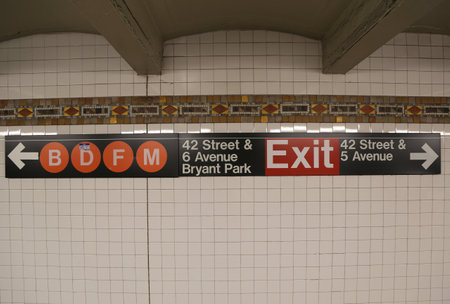 NEW YORK CITY - OCTOBER 25, 2018: 42 St Bryant Park Subway Station sign in NYC. Owned by the NYC Transit Authority, the subway system has 469 stations in operationのeditorial素材