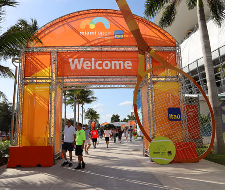 MIAMI GARDENS, FLORIDA - MARCH 27, 2019: On a grounds of the Hard Rock Stadium during 2019 Miami Open Miami Gardens, Floridaのeditorial素材