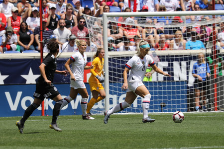HARRISON, NJ - MAY 26, 2019: U.S. Women's National Soccer Team midfielder Julie Ertz #8 in action during friendly game against Mexico as preparation for 2019 Women's World Cup in Harrison, NJのeditorial素材