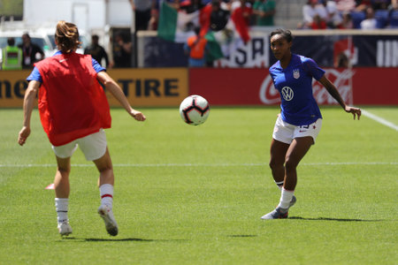 HARRISON, NJ - MAY 26, 2019: U.S. Women's National Soccer Team defender Crystal Dunn #19 in action during warm up before game against Mexico as preparation for 2019 Women's World Cup in Harrison, NJのeditorial素材