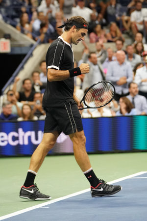 NEW YORK - SEPTEMBER 3, 2019: 20-time Grand Slam champion Roger Federer of Switzerland in action during the 2019 US Open quarter-final match against Grigor Dimitrov in New Yorkのeditorial素材