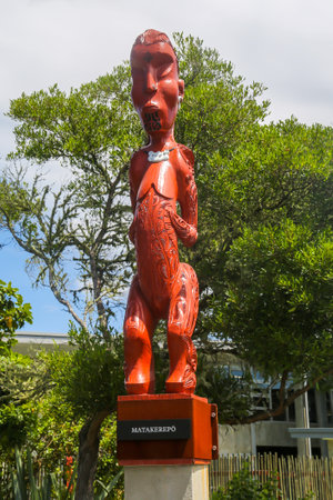 ROTORUA, NEW ZEALAND - FEBRUARY 2, 2019: Maori carving at the Te Puia Park. Te Puia is home to the New Zealand Maori Arts and Crafts Institute and the world famous Pohutu geyserのeditorial素材