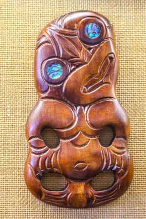 ROTORUA, NEW ZEALAND - FEBRUARY 3, 2019: Local souvenirs on display in Rotorua, New Zealandのeditorial素材