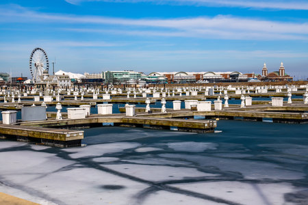 CHICAGO, ILLINOIS - MARCH 12, 2019:  Frozen DuSable Harbor in Chicago Park Districtのeditorial素材