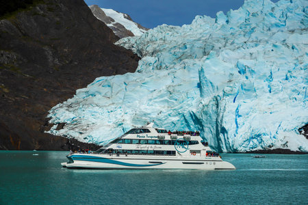 EL CALAFATE, ARGENTINA - FEBRUARY, 8, 2020: Lake Argentino cruise to see the Spegazzini and Upsala Glaciers in Argentinian Patagoniaのeditorial素材
