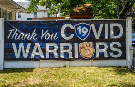 BROOKLYN, NEW YORK - JULY 23 2020: Thank You COVID-19 Warriors sign in Brooklyn, New Yorkのeditorial素材