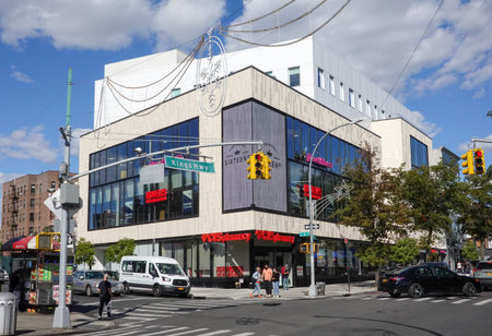 BROOKLYN, NEW YORK - OCTOBER   8, 2020: Commercial section of Kings Highway from East 16th Street in Brooklyn, New York. Kings Highway is a broad avenue that curves about southern part of Brooklynのeditorial素材