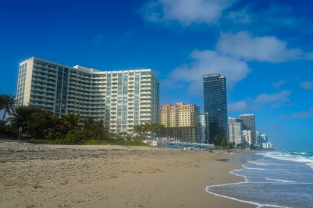 HALLANDALE BEACH, FLORIDA - JANUARY 1, 2021: Hallandale Beach in South Florida. Hallandale Beach is a city in Broward County, Floridaのeditorial素材