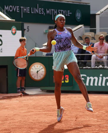 PARIS, FRANCE - JUNE 2, 2022: Professional tennis player Coco Gauff of United States in action during her semi-final match at Roland Garros 2022 in Paris, Franceのeditorial素材