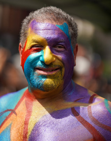 NEW YORK - JULY 24, 2022: Artists paint fully nude models of all shapes and sizes during 9th NYC Body Painting Day featuring artist Andy Golub at Union Square in New Yorkのeditorial素材