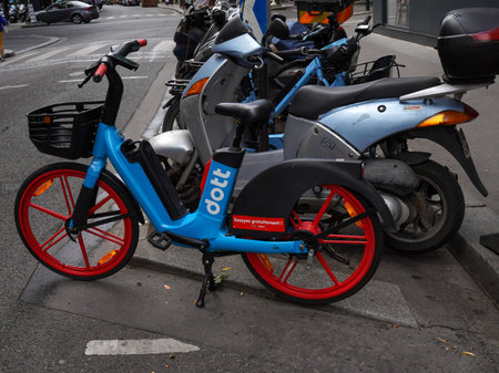PARIS, FRANCE - JUNE 6, 2022: Dott E-bike on a street in Paris, Franceのeditorial素材