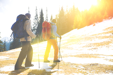 The tourist enjoy the distance traveled in the mountains in winter.
の写真素材