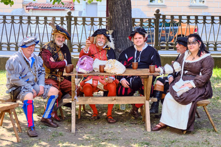 Moscow / Russia 06 07 2019: Festival times and epochs. Reconstruction history of Europe. Europeans - Germans, Dutch, Spaniards, British.のeditorial素材