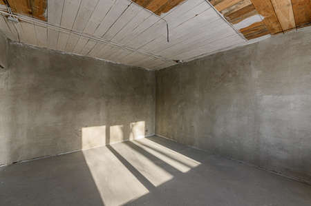 Russia, Moscow- February 10, 2020: interior rough repair for self-finishing. interior decoration, bare walls of the premises, stage of constructionのeditorial素材