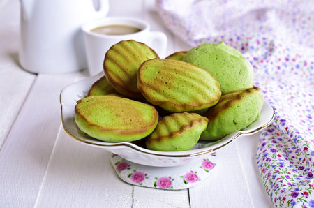 Cake "Madeleine" green baked powder tea "matcha"の写真素材