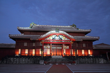 Shuri castle (main hall)